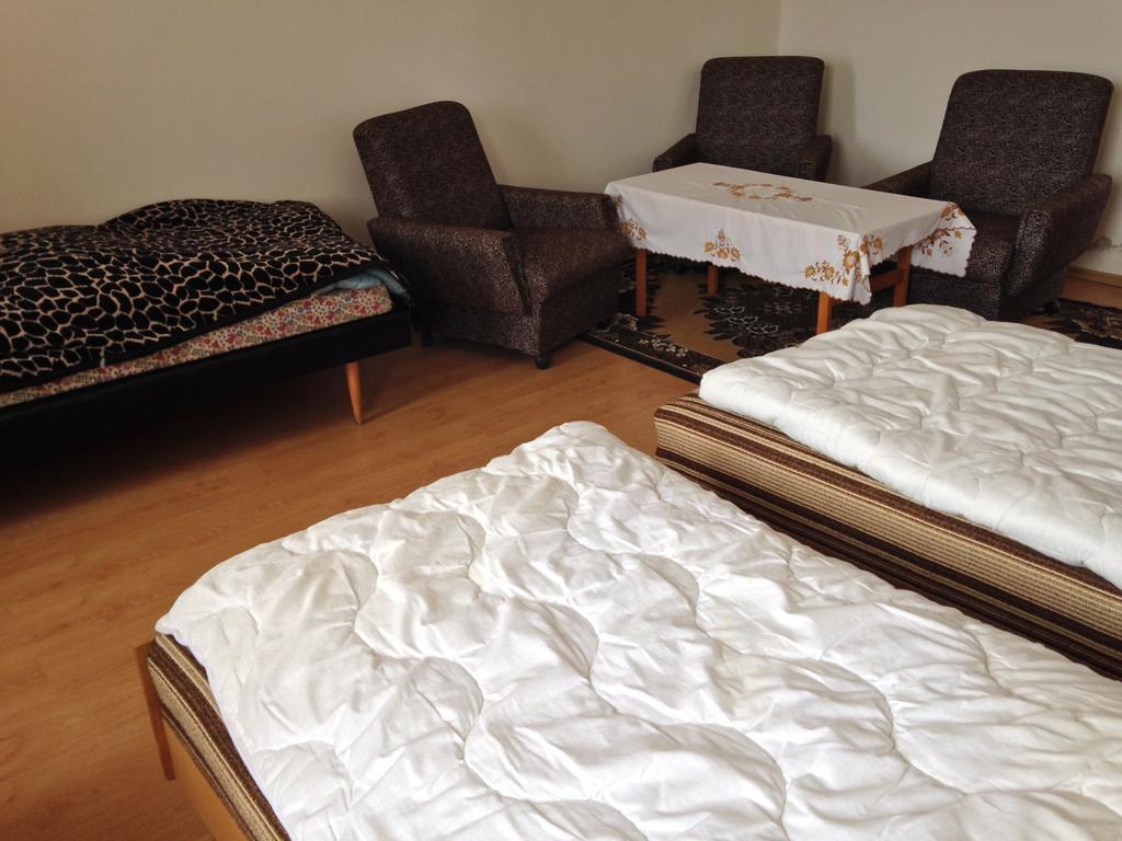 Petra Apartmanok Velem Chambre photo