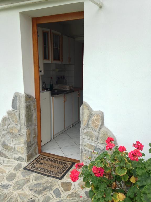 Petra Apartmanok Velem Chambre photo